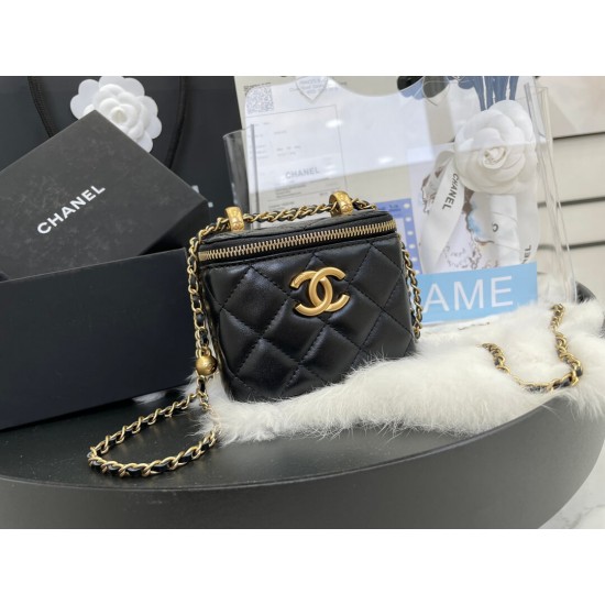 Chanel Makeup Mini Box AP2292