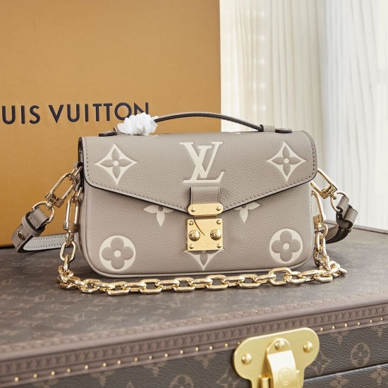 LV Pochette Métis East-West Handbag M23081