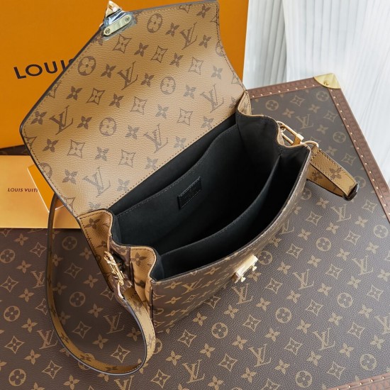 LV Pochette Métis Handbag M44876