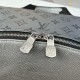 LV Discovery Small Backpack M30835